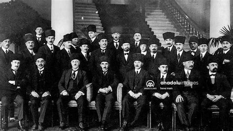 Tarih Üzerine: Imparatorluk ve Barış Antlaşması Perspektifi